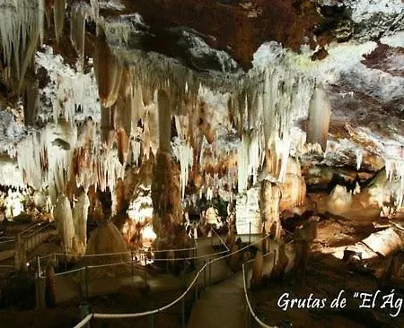 Callejones * Arenas de San Pedro